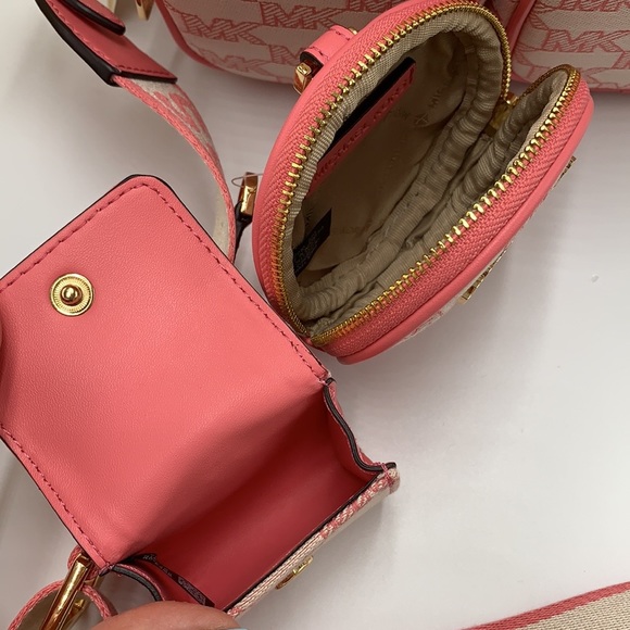 MICHAEL MICHAEL KORS JET SET CROSSBODY BAG TECH ATTACHED HANDBAG PURSE 
Tea Rose - Picture 6 of 16